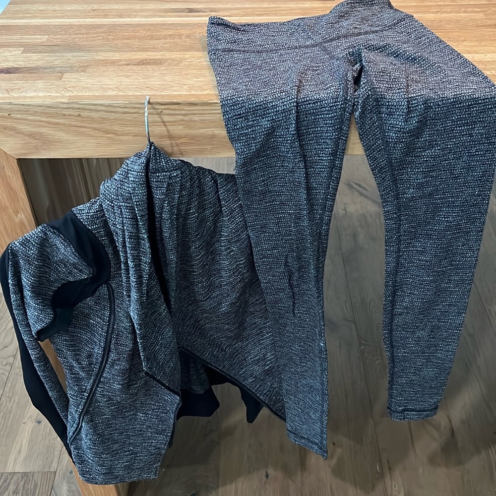 Lululemon jacket and legging set size 4